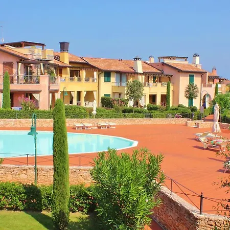 Garda Apartment *